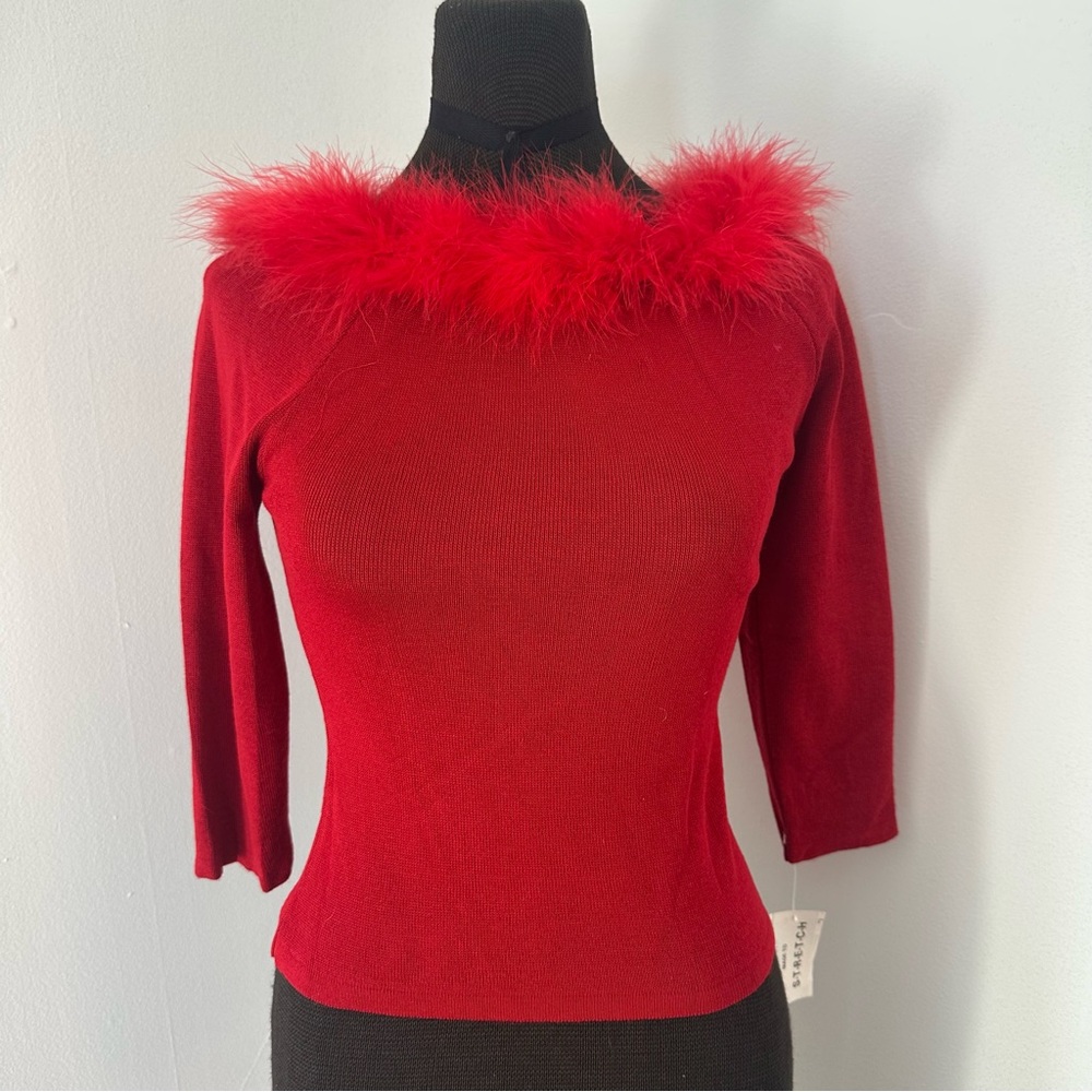 The Great American Sweater Company red quarter sleeve feather boa trim blouse L